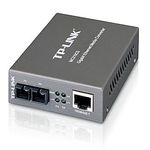 TP-Link MC210CS Gigabit Ethernet RJ45 to SC Fiber Single-Mode Media Converter